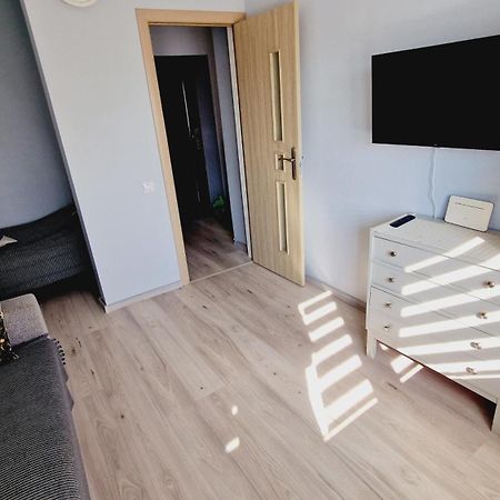 Sp Apartment Klaipedas Street Close To Beach Liepāja Exterior foto